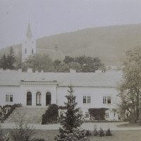 Pohled na zámek kolem r. 1903 (Moravský zemský archiv v Brně, Rodinný archiv Silva-Tarouca)